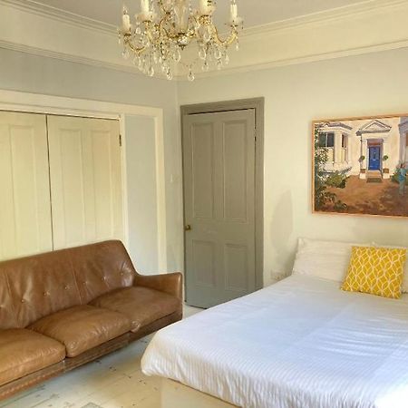Central Truro! Large Double Room In Victorian Property 외부 사진